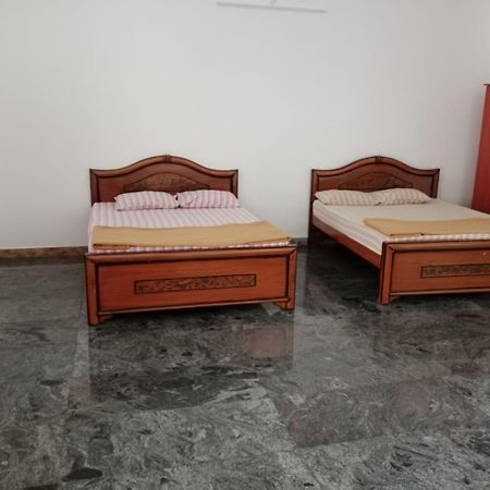 Urc Lodge Perundurai Dış mekan fotoğraf