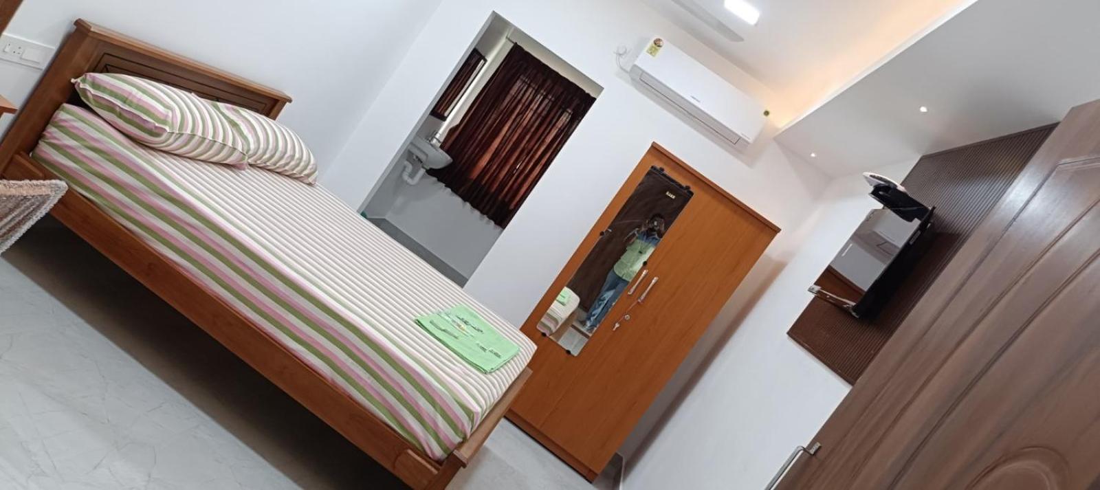 Urc Lodge Perundurai Dış mekan fotoğraf