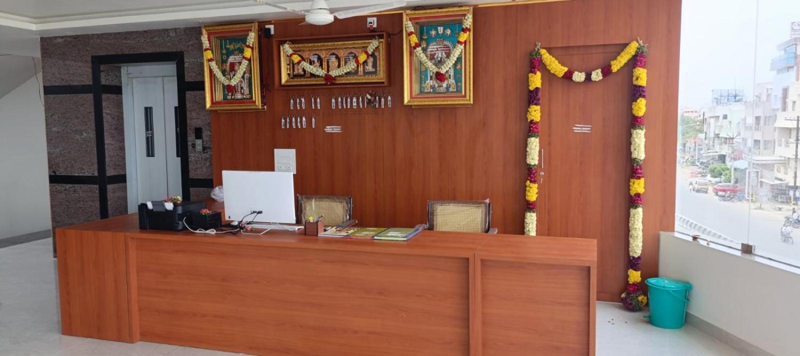 Urc Lodge Perundurai Dış mekan fotoğraf