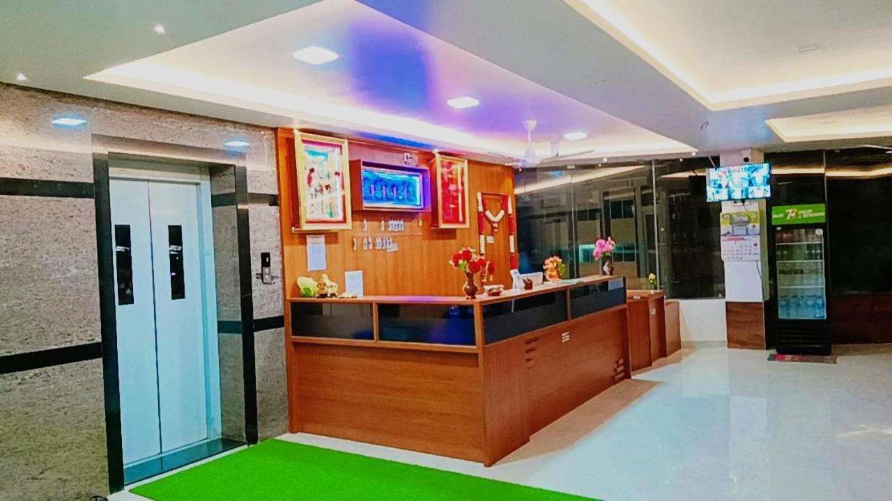 Urc Lodge Perundurai Dış mekan fotoğraf